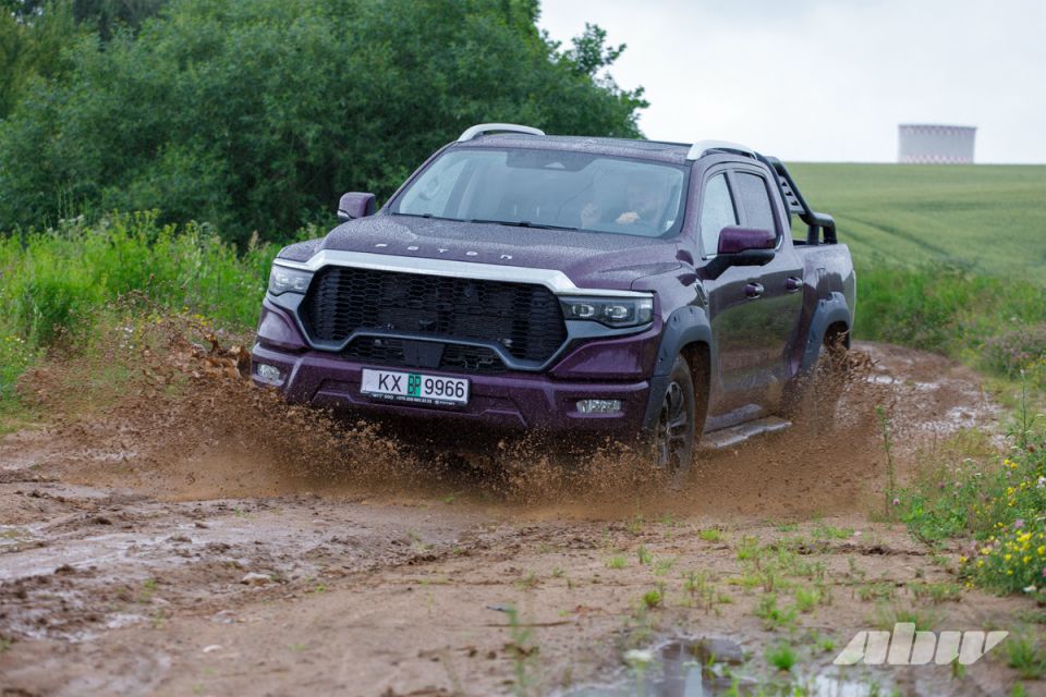  Foton Tunland V9  