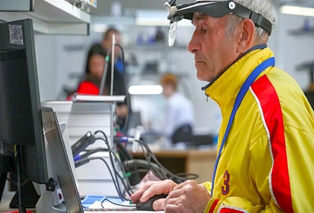 Пенсионерам на заметку: как трудоустройство может повлиять на выплаты