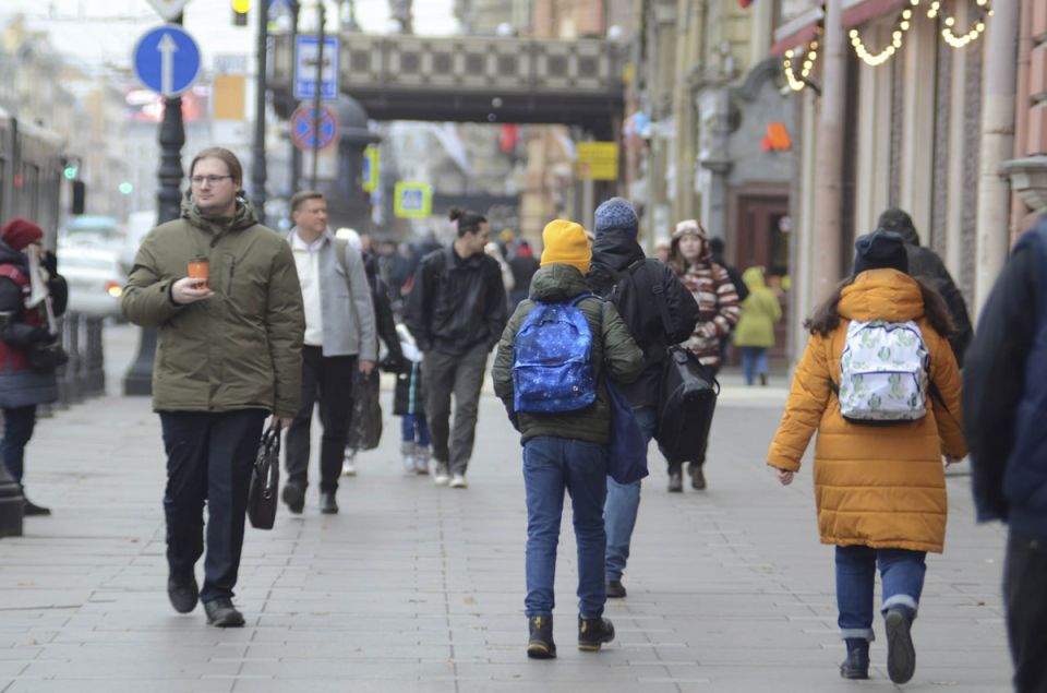 Подростки в России могут начать накапливать пенсию с 14 лет через трудоустройство