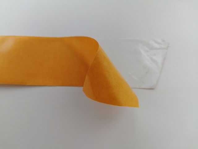 Как эффективно удалить следы скотча с пластиковых поверхностей