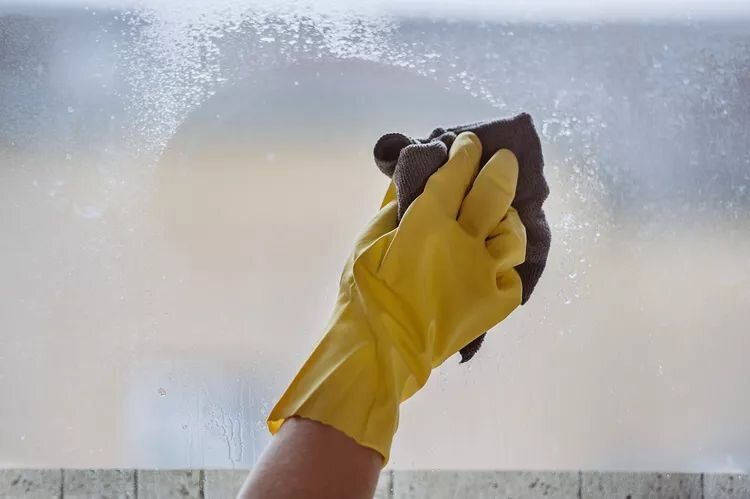 Как избавиться от белесых разводов от жесткой воды