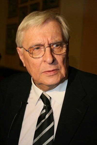 Золотое наследие: как живут любимые актёры старшего поколения в 2025 году