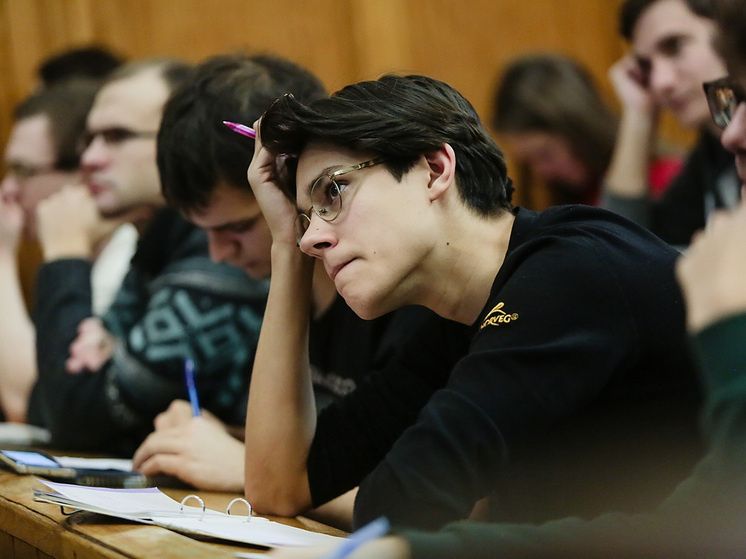 Учеба в педагогическом вузе теперь в трудовом стаже?