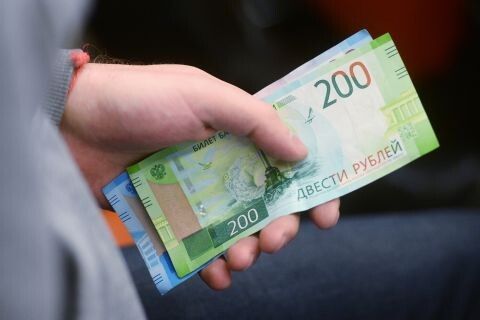 Сбережения россиян: что делать, пока ставки на депозиты остаются высокими?