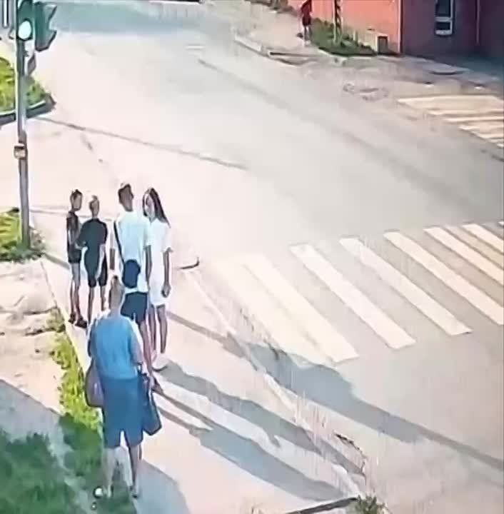 !  !          