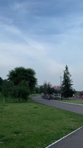   10 . 