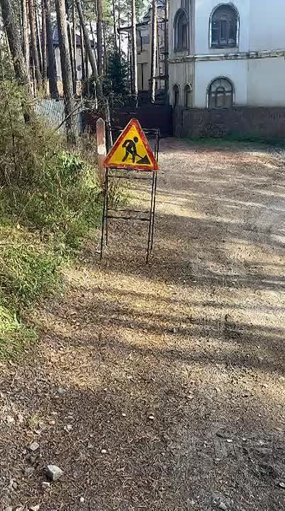   ,        . , 429/48.    ,     