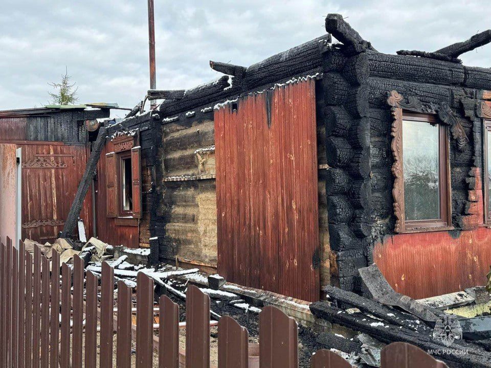 В Красноярском крае из-за неправильно смонтированной печи загорелся жилой дом