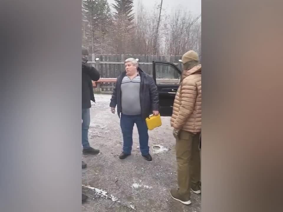 В Эвенкийском районе возбуждено уголовное дело о превышении должностных полномочий руководителями муниципального предприятия в Байките