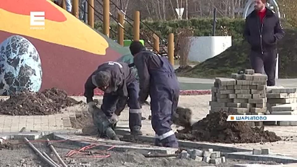 В городе Шарыпово заканчивают строить Динопарк