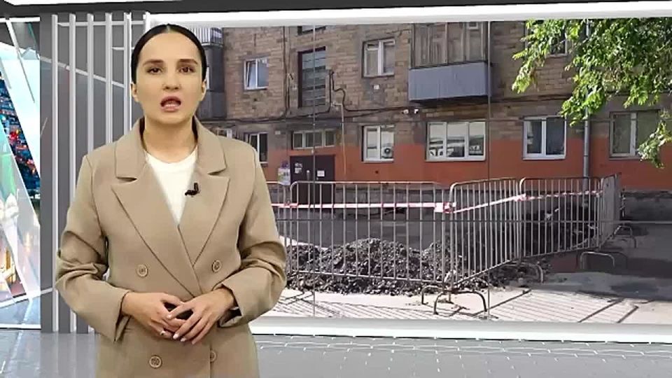 НОВОСТИ ИЗ ИНТЕРНЕТА. В Красноярске жители первого подъезда дома на Бограда, 114 начали возвращаться в свои квартиры после завершения работ по укреплению фундамента