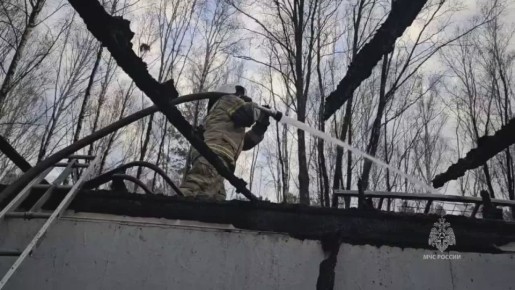 В Красноярском крае огнеборцы МЧС России ликвидировали открытое горение