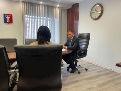 Дмитрий Карасёв: Сегодня на личном приёме ко мне обратились родственники участников специальной военной операции с просьбой помочь в решении жилищного вопроса