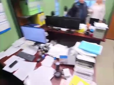 Нелегалов из Центральной Азии доставляли на барже (!) из Красноярска в Норильск, чтобы устроить в кафе