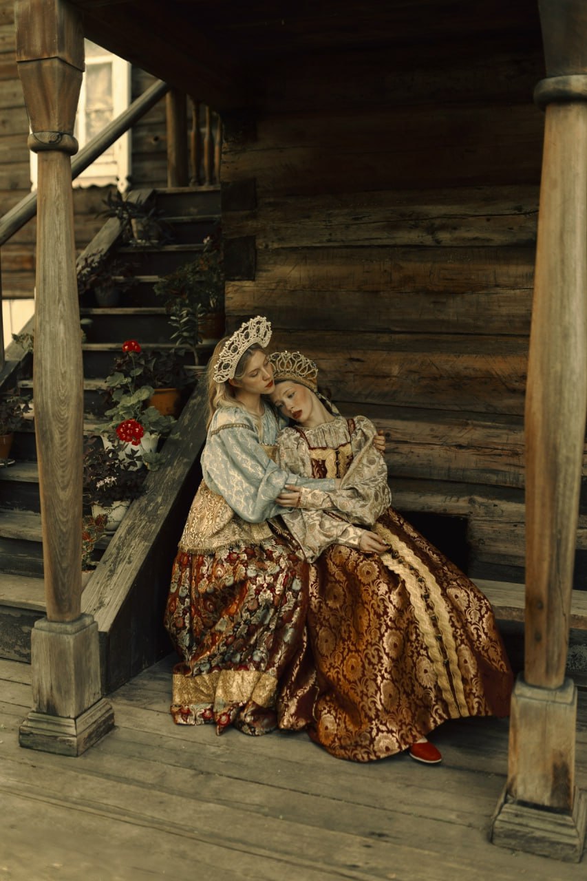 Красноярские красавицы в народных нарядах