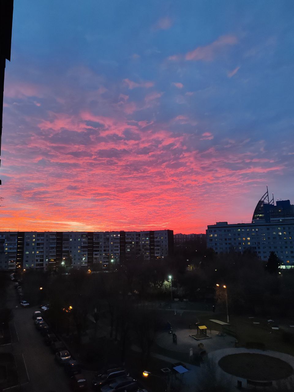 Яркий закат над Красноярском