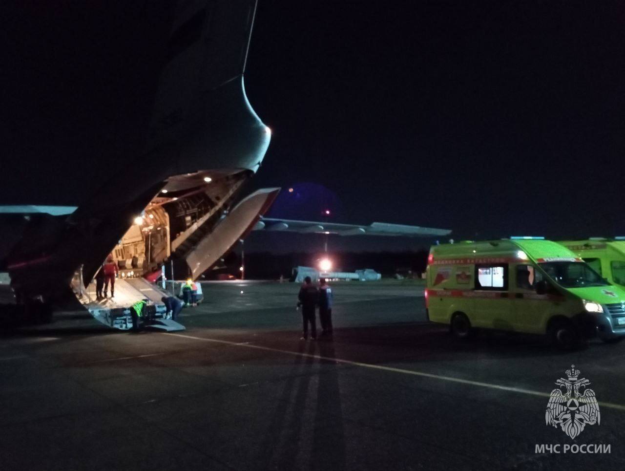 Пострадавших во время взрыва на заводе в Копейске Челябинской области доставили спецбортом МЧС России в Нижний Новгород Пострадавших во время взрыва на заводе в Копейске Челябинской области доставили спецбортом МЧС России в Нижний Новгород