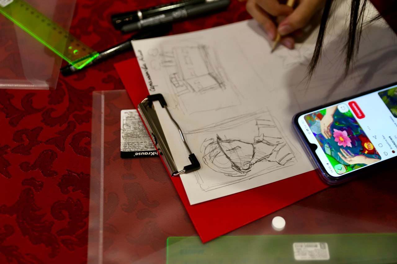 В Красноярске выпустят книгу-комикс «Завод глазами детей» В Красноярске выпустят книгу-комикс «Завод глазами детей»