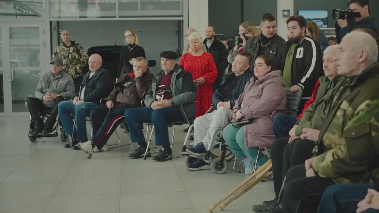 14 жителей края стали обладателями новых автомобилей Lada Vesta