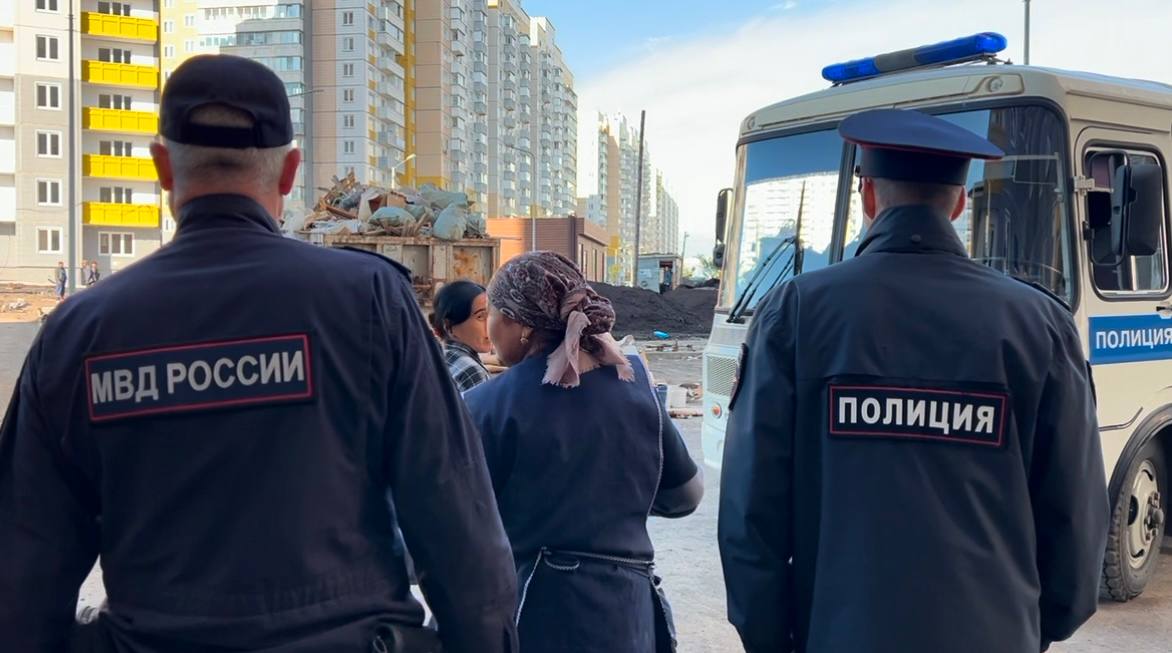 В Красноярском крае по итогам реализации второго этапа операции «Нелегал-2025» 115 иностранных граждан будут выдворены за пределы России В Красноярском крае по итогам реализации второго этапа операции «Нелегал-2025» 115 иностранных граждан будут выдворены за пределы России