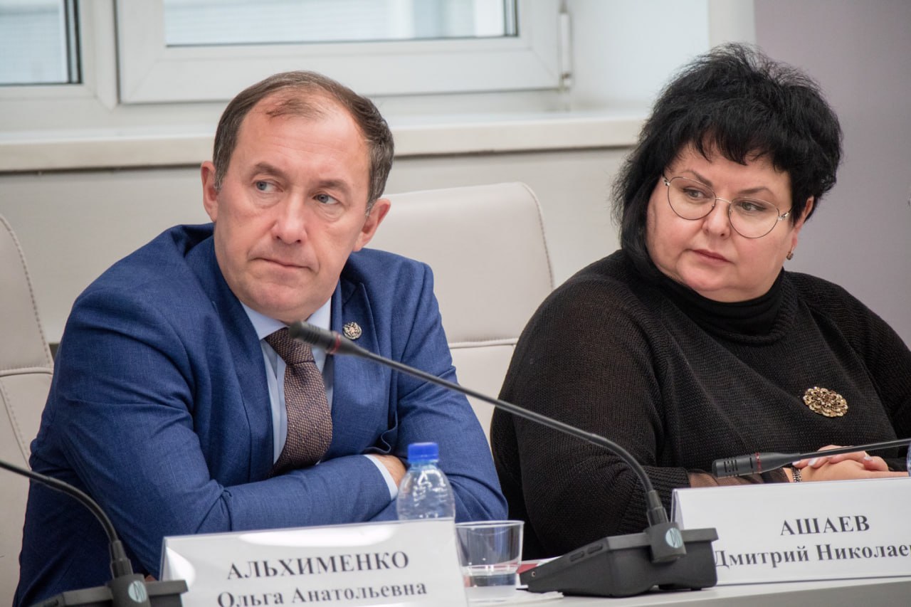 Алексей Додатко призвал коллег усилить депутатский контроль Алексей Додатко призвал коллег усилить депутатский контроль