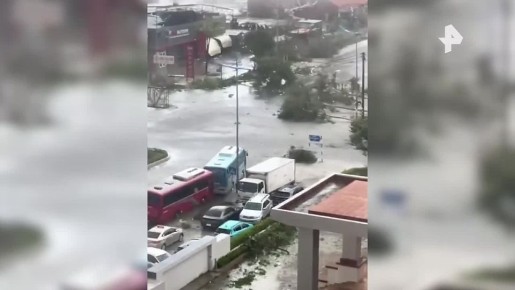 Разрушительный ураган "Мелисса" обрушился на Ямайку и движется в сторону Кубы