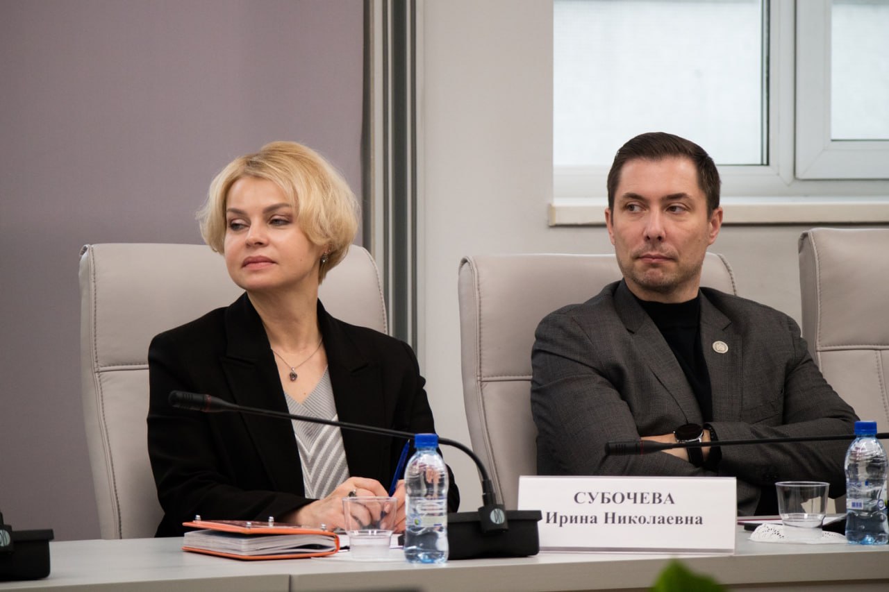 Алексей Додатко призвал коллег усилить депутатский контроль Алексей Додатко призвал коллег усилить депутатский контроль