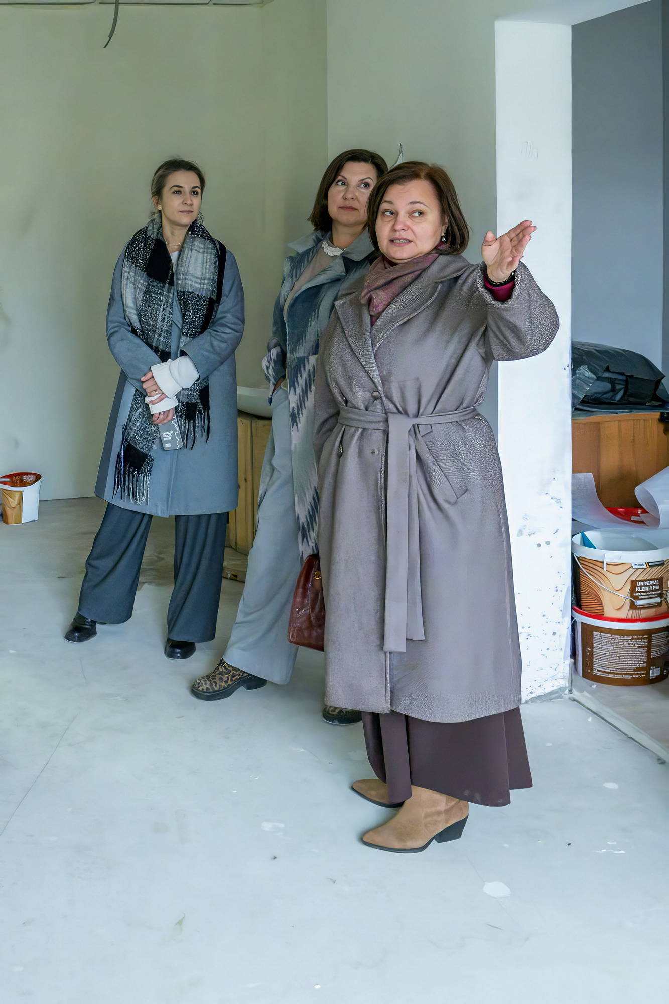 Депутаты городского Совета приняли участие в контрольном выезде, посвященном ходу ремонта волонтерского центра «Доброе дело» Депутаты городского Совета приняли участие в контрольном выезде, посвященном ходу ремонта волонтерского центра «Доброе дело»