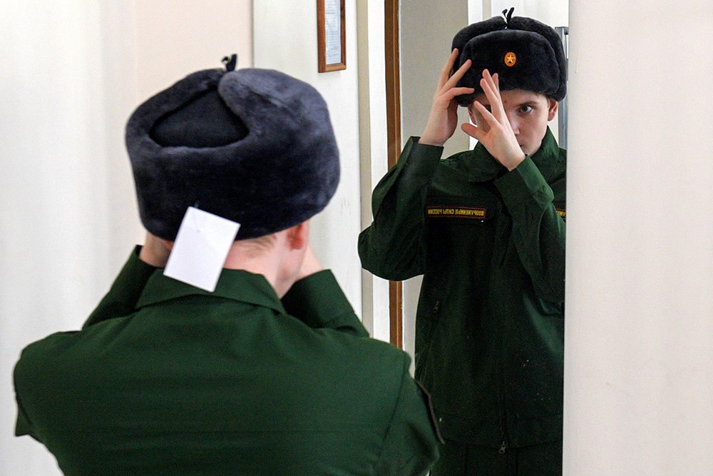 В России приняли закон о круглогодичном призыве в армию