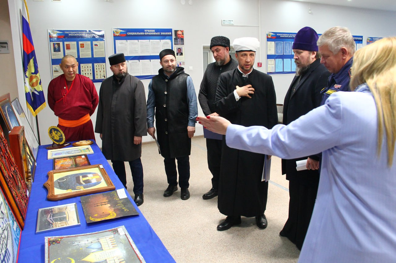 В рамках проведения Недели межрелигиозного диалога ИК-27 посетили представители духовенства В рамках проведения Недели межрелигиозного диалога ИК-27 посетили представители духовенства