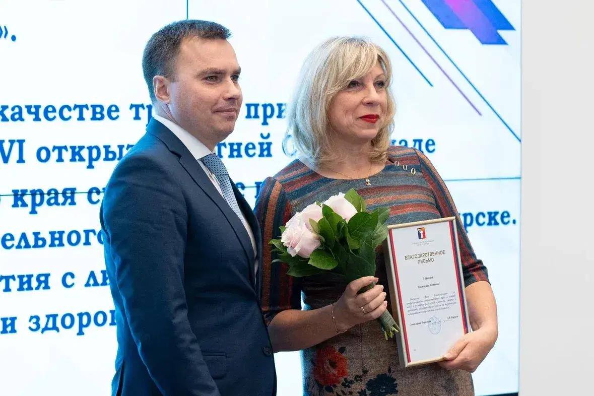 Дмитрий Карасёв: Сегодня, в День тренера, посетил управление по спорту и встретился с командой, которая занимается разработкой, планированием и организацией спортивной жизни Норильска, а также мотивирует норильчан на... Дмитрий Карасёв: Сегодня, в День тренера, посетил управление по спорту и встретился с командой, которая занимается разработкой, планированием и организацией спортивной жизни Норильска, а также мотивирует норильчан на...