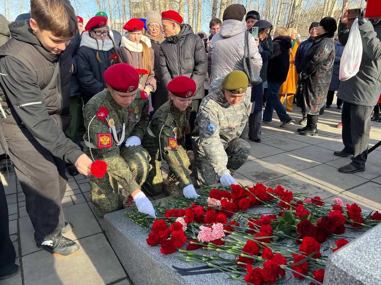 В Ачинске открыли стелу Михаилу Суркову, одному из лучших снайперов Великой Отечественной войны