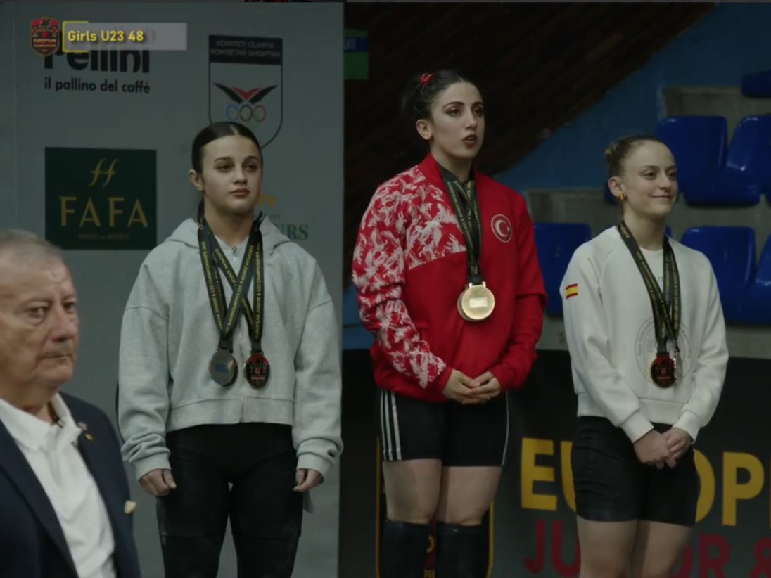 Елизавета Жаткина – серебряный призер молодежного чемпионата Европы по тяжелой атлетике