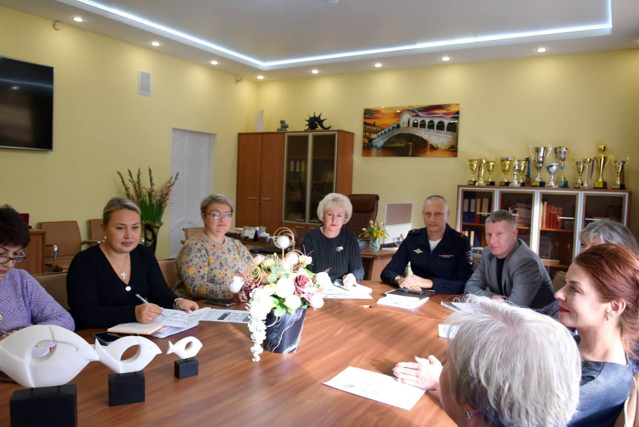 Профилактика мошенничества: полицейские провели беседу в техникуме