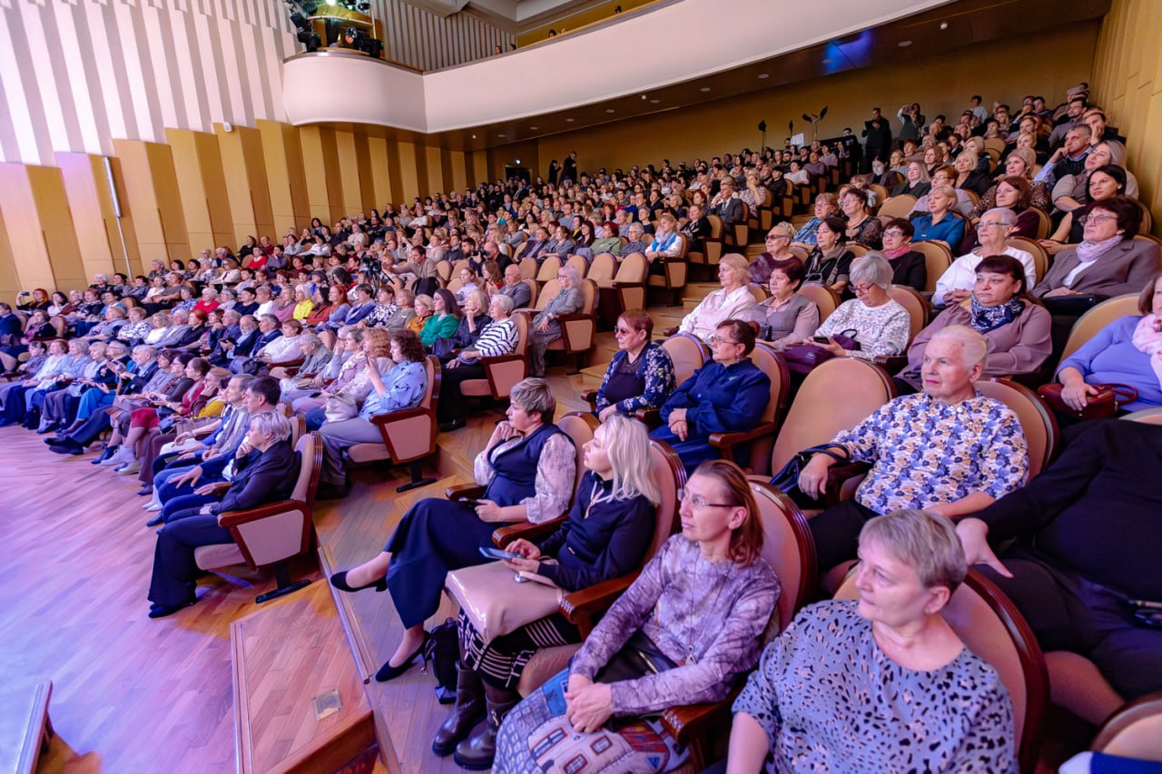 Краевой научной библиотеке — 90! Краевой научной библиотеке — 90!