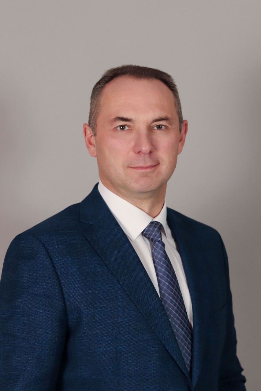 Глава Центрального района Красноярска Максим Орешников уходит в отставку