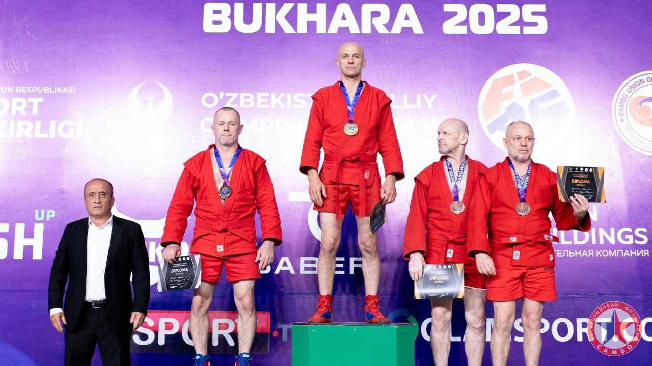 Красноярские самбисты стали победителями чемпионата мира в Узбекистане