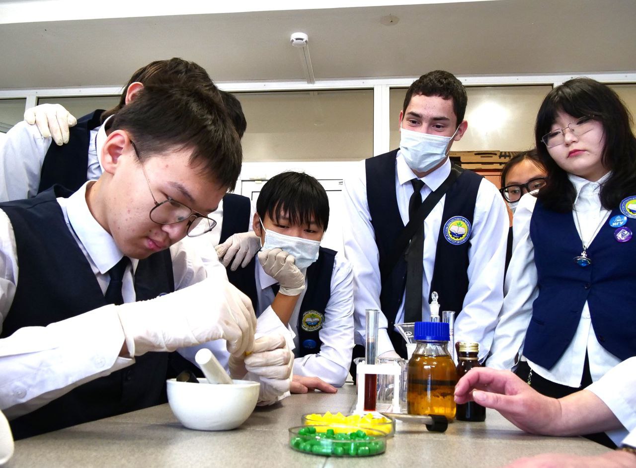 В КрасГМУ завершилась неделя открытых дверей для школьников В КрасГМУ завершилась неделя открытых дверей для школьников