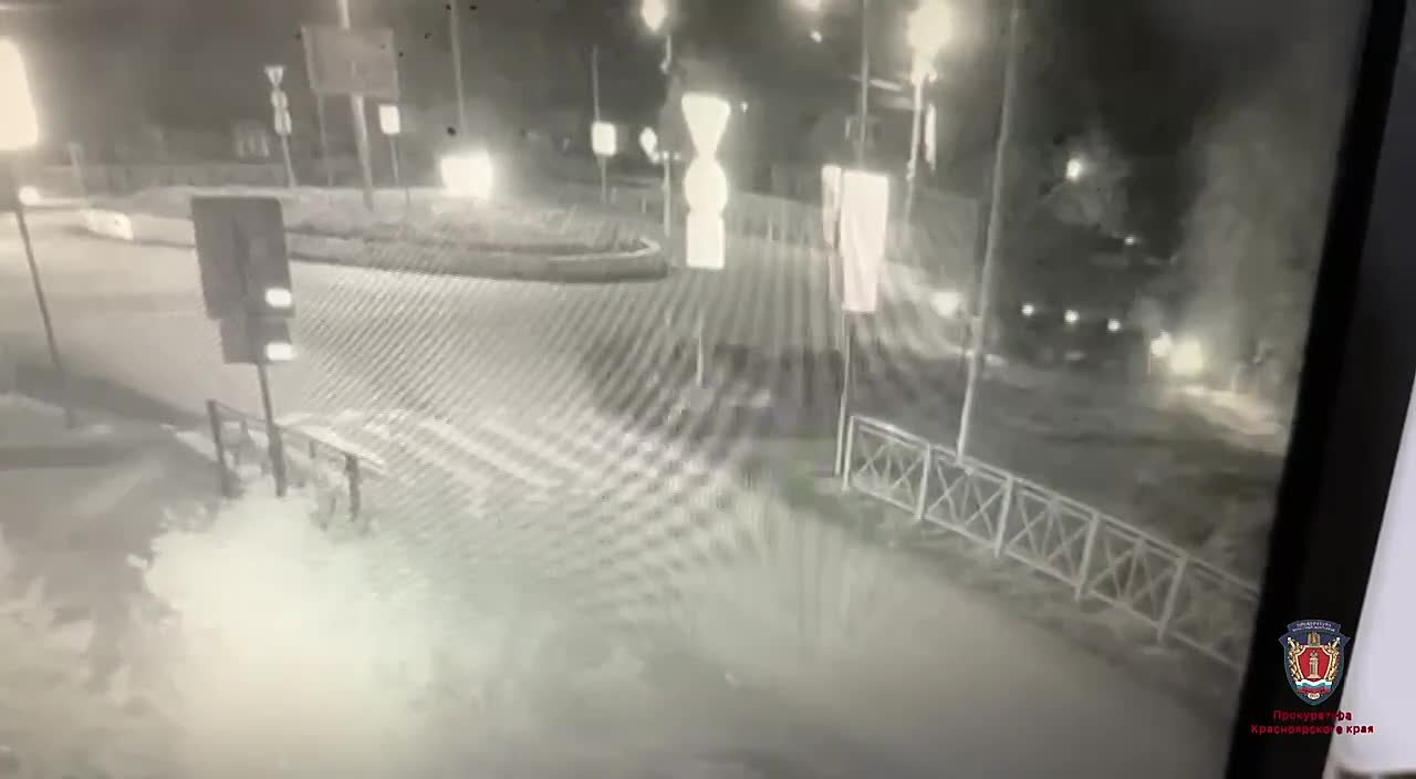 Красноярцу, который протаранил легковушку на самосвале, грозит до 2 лет колонии