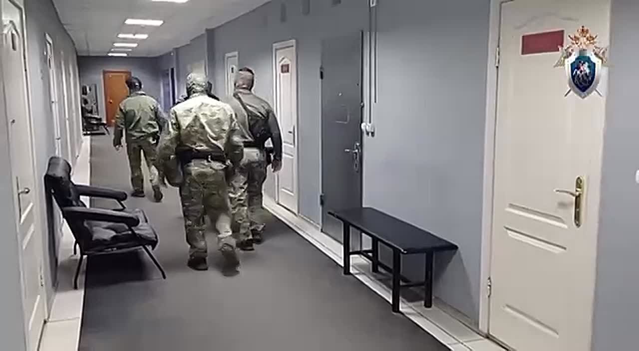 В Республике Хакасия двое женщин из Абакана (32 и 40 лет) предстанут перед судом за организацию проституции, вовлечение девушек и похищение с насилием