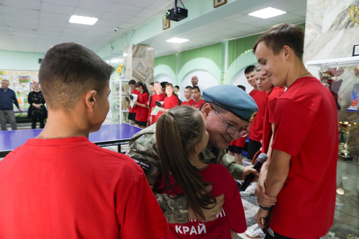 Новый стол для игры в настольный теннис получили ребята из детского психоневрологического интерната «Подсолнух» Новый стол для игры в настольный теннис получили ребята из детского психоневрологического интерната «Подсолнух»