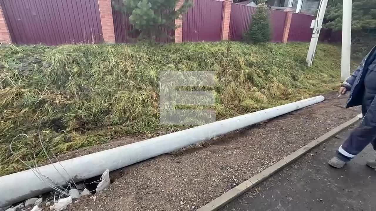 Сразу две аварии с пятью авто произошло на скользкой трассе под Красноярском