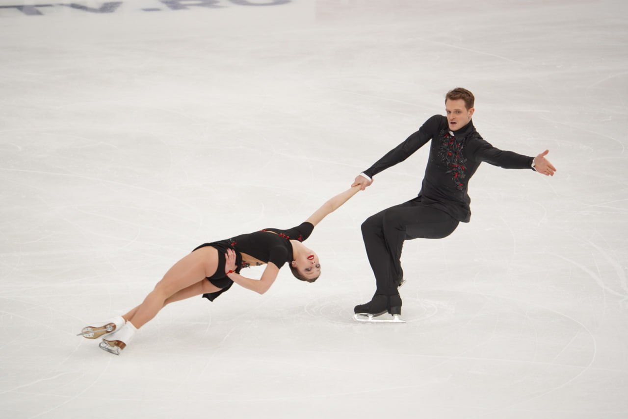 Бойковой и Козловскому не было равных: как прошел первый день Гран-при России по фигурному катанию в Красноярске Бойковой и Козловскому не было равных: как прошел первый день Гран-при России по фигурному катанию в Красноярске