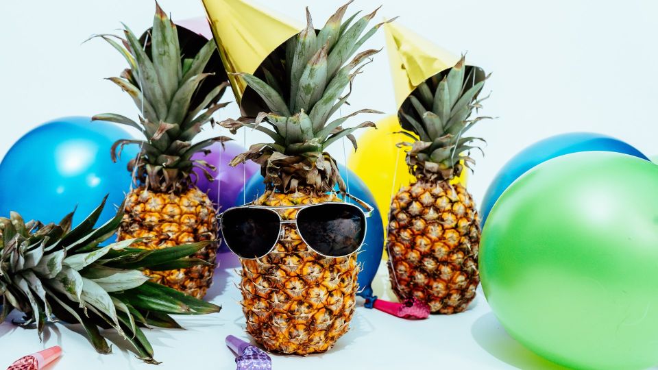 Вот как ускорить созревание ананасов: простой трюк улучшит вкус даже самого зеленого плода