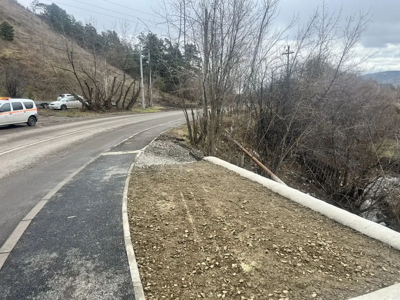 На разрушенном участке дороги на ул. Лесной завершились восстановительные работы   На разрушенном участке дороги на ул. Лесной завершились восстановительные работы