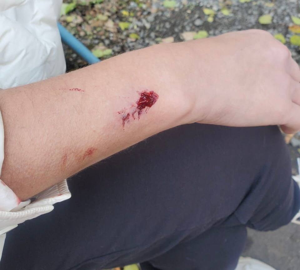 Пенсионерка из Владивостока держит в страхе весь двор Пенсионерка из Владивостока держит в страхе весь двор