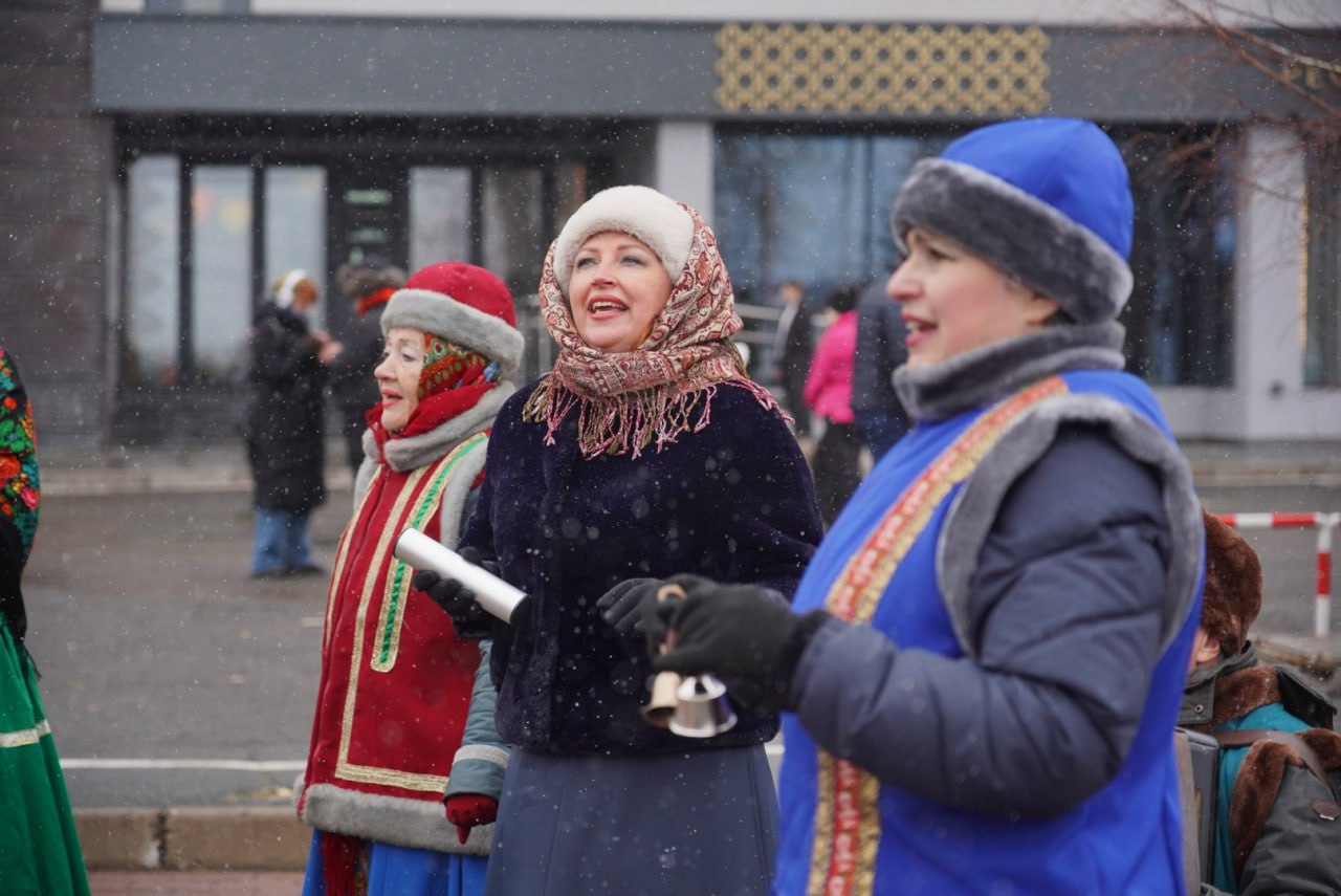 Красноярск отметил День народного единства Красноярск отметил День народного единства
