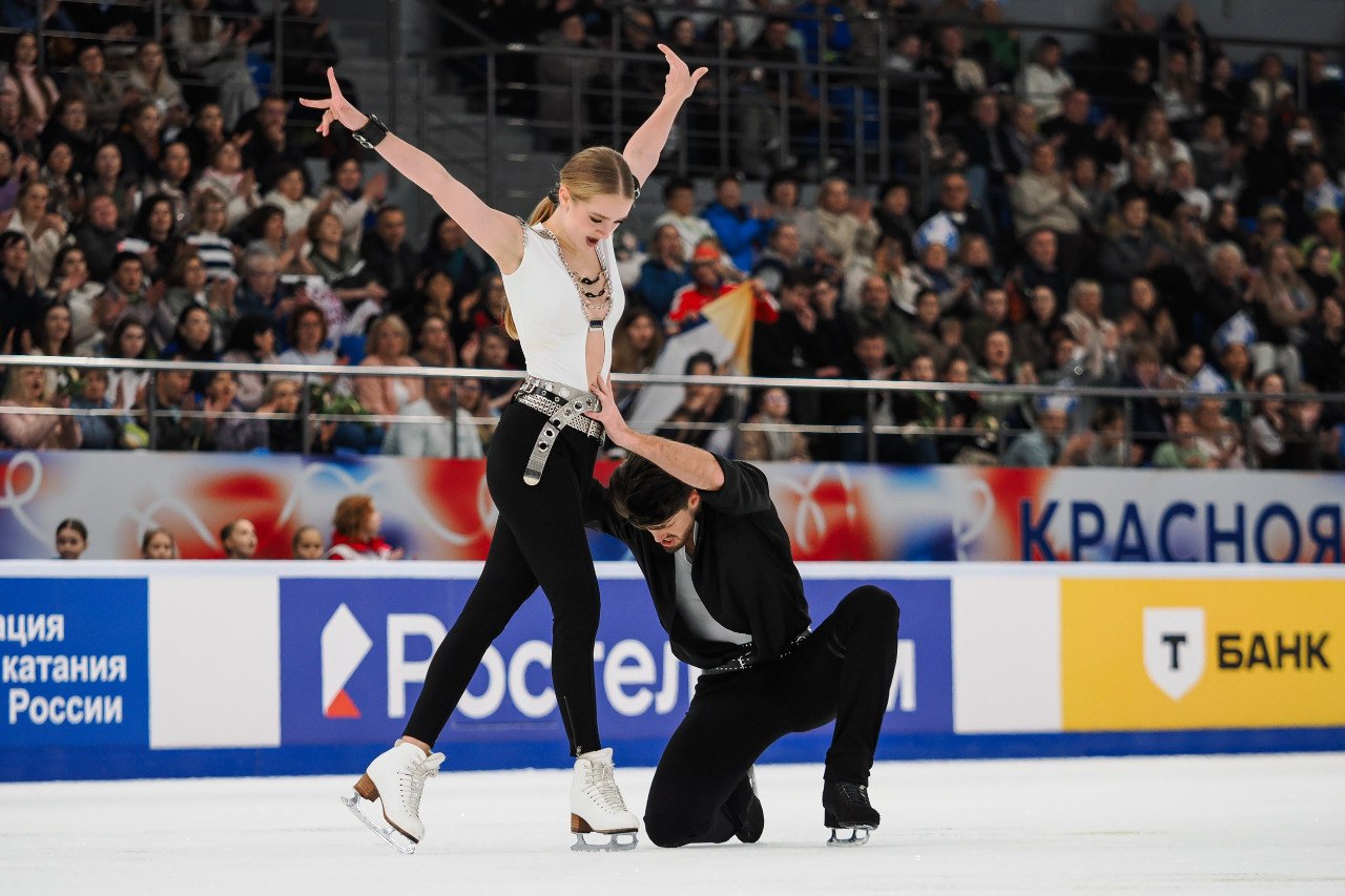 Завершился второй этап Гран-при России по фигурному катанию на коньках в Красноярске Завершился второй этап Гран-при России по фигурному катанию на коньках в Красноярске