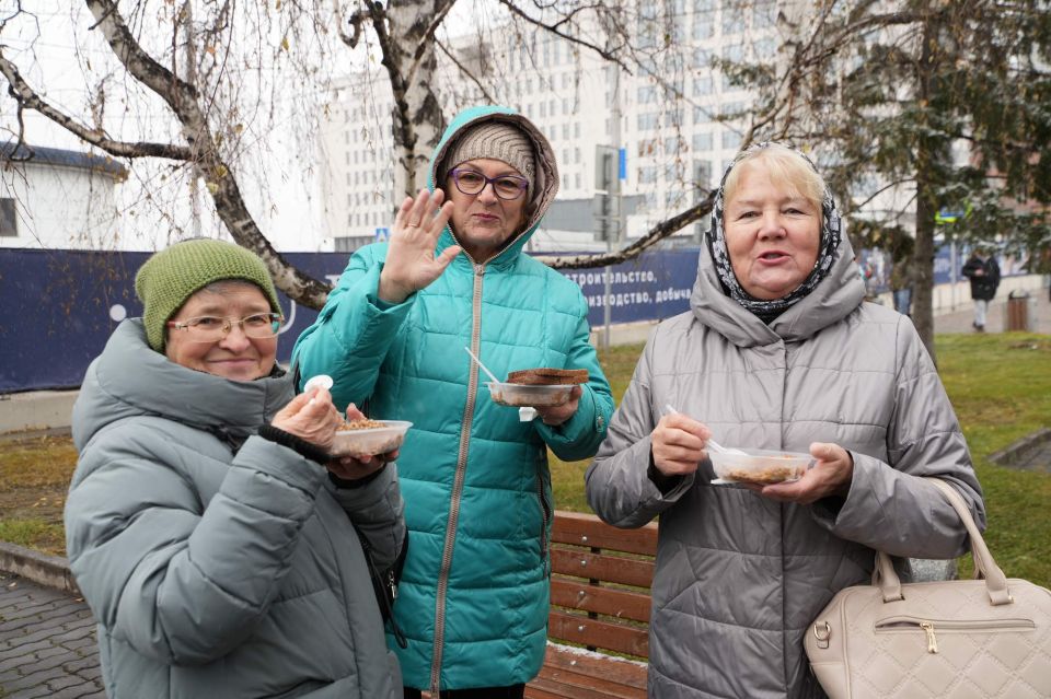 Сегодня красноярцы вместе со всей страной отмечают День народного единства Сегодня красноярцы вместе со всей страной отмечают День народного единства