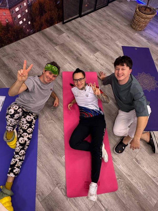 Ленивый фитнес выходного дня, когда даже вставать не хочется